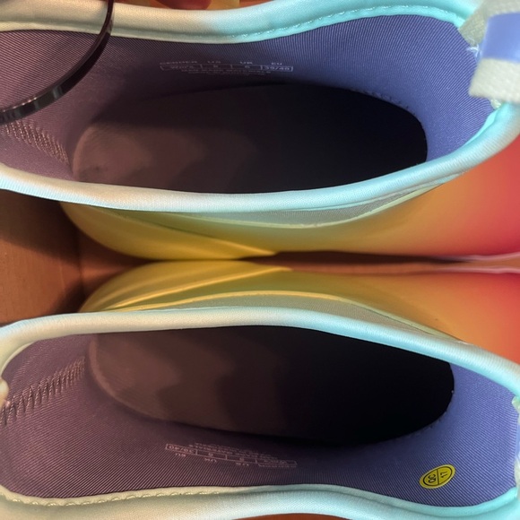 NEW xtratuf yellow aurora deck boots - Picture 4 of 6